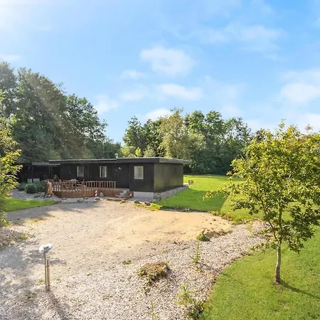 Vakantiehuis In With Kitchen