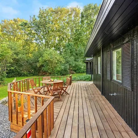Vakantiehuis In With Kitchen *